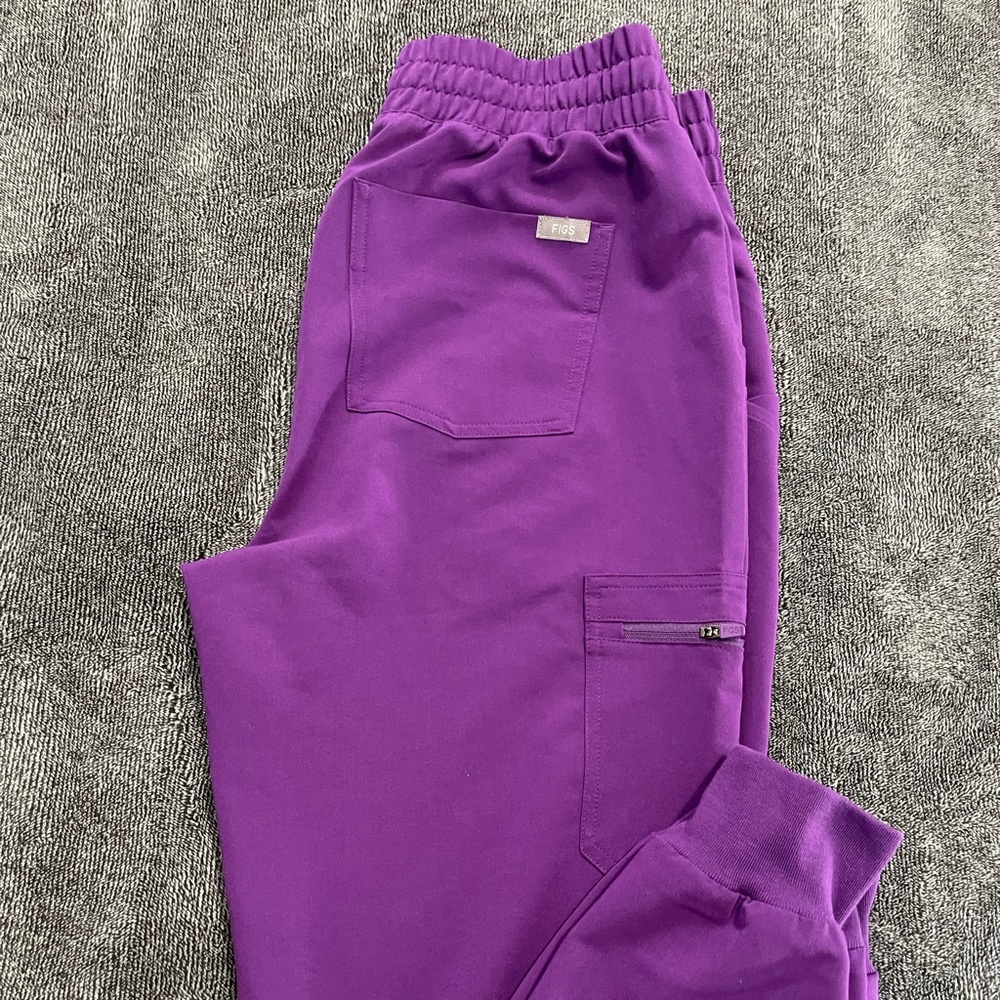 High waisted Magic purple figs joggers (regular length) size S